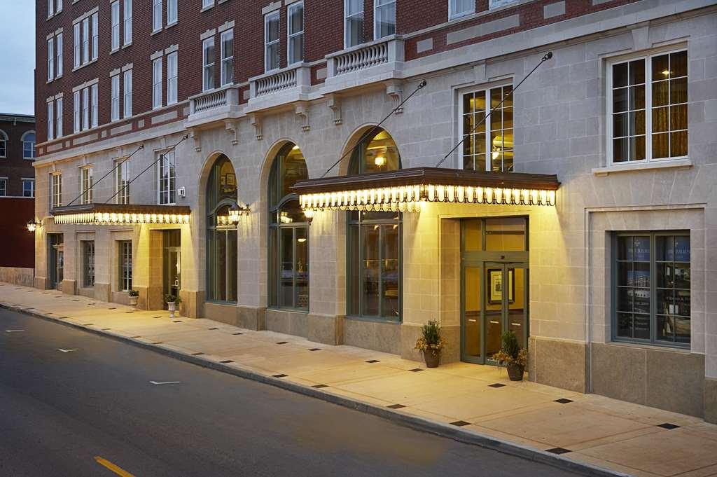 Hotel Julien Dubuque Eksteriør bilde