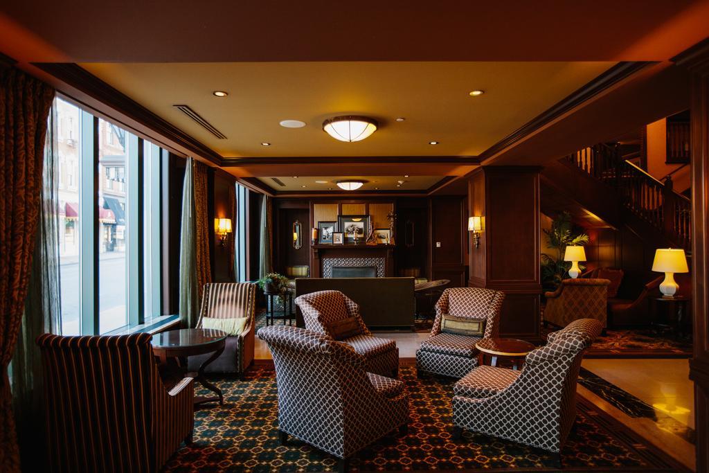 Hotel Julien Dubuque Eksteriør bilde