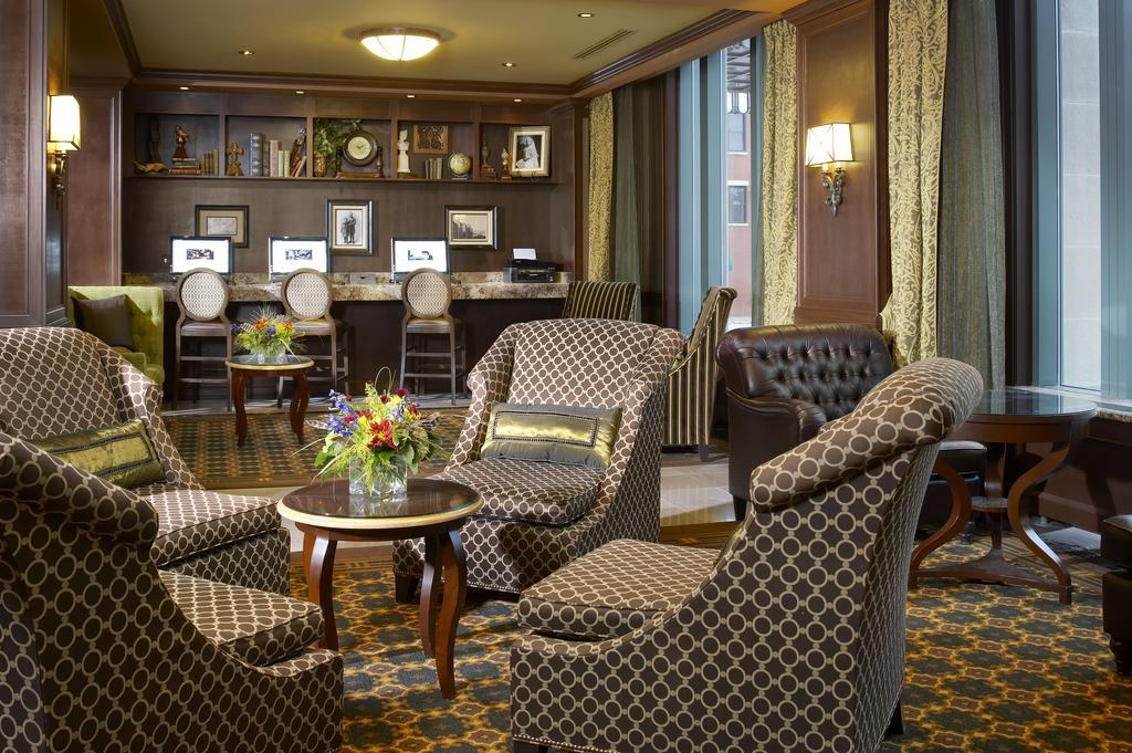 Hotel Julien Dubuque Eksteriør bilde