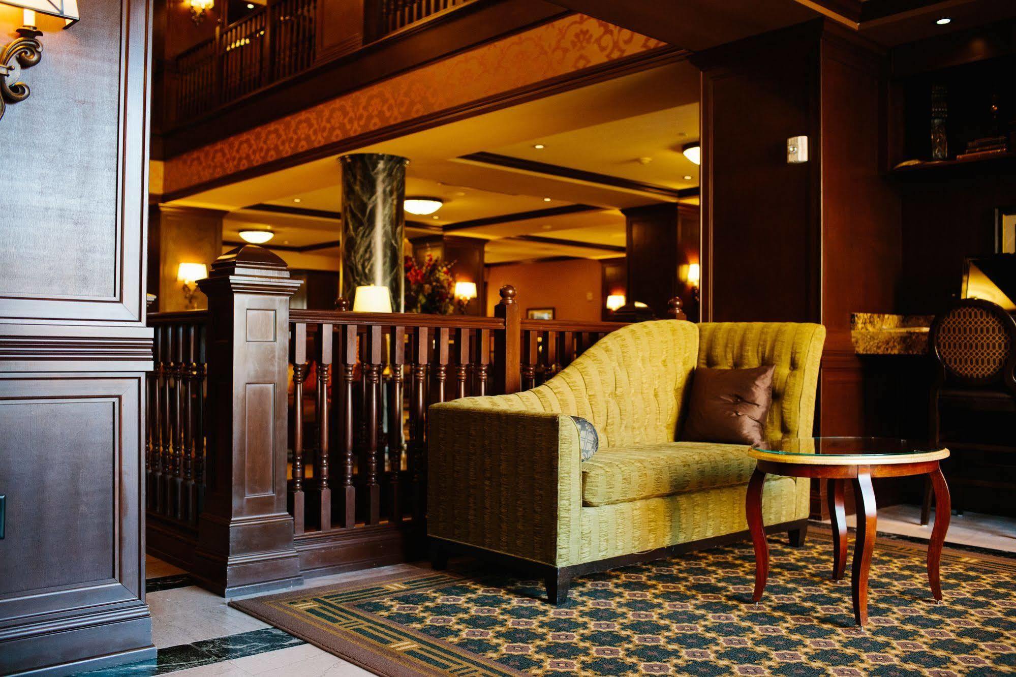 Hotel Julien Dubuque Eksteriør bilde